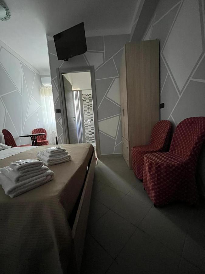 B&B The King Acconia ภายนอก รูปภาพ